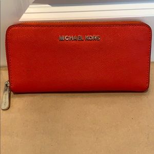 Michael Kors continental wallet